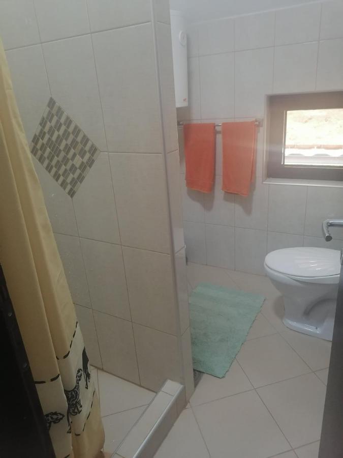 Apartmani Tarsko Sunce Kaludjerske Bare Esterno foto