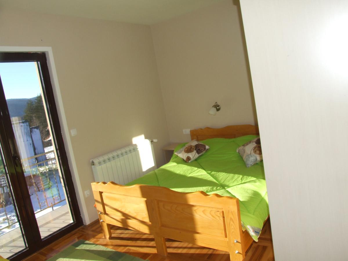 Apartmani Tarsko Sunce Kaludjerske Bare Esterno foto